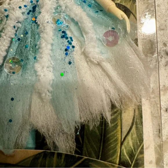 Atelier TASSIE Handmade Fairy with Multicolor Wings & long white hair - Picture 4 of 5